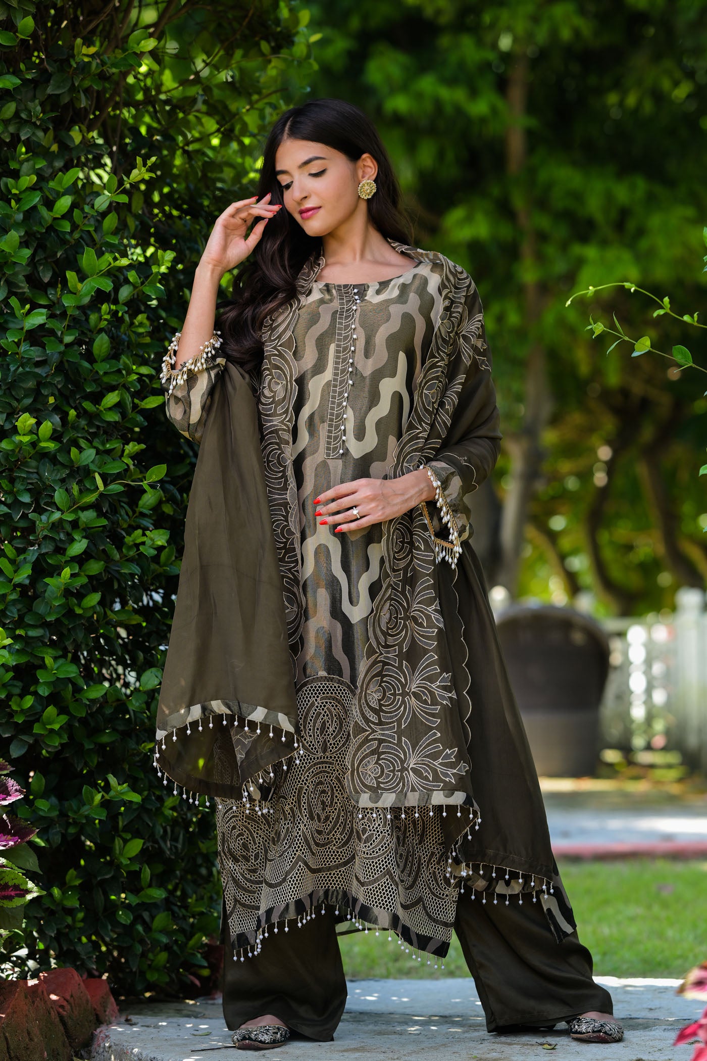Olive Elegance Organza- Kurta Set