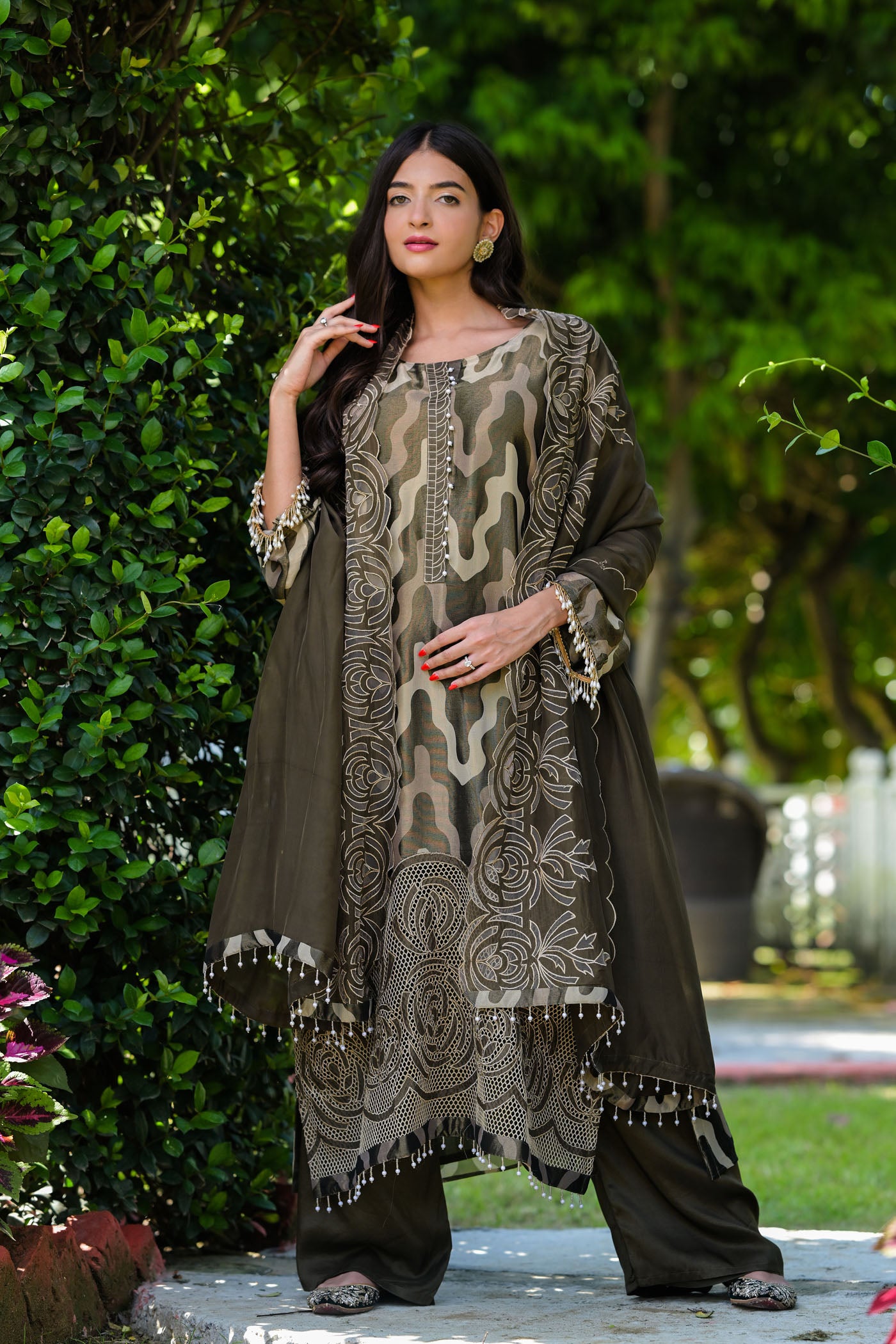 Olive Elegance Organza- Kurta Set