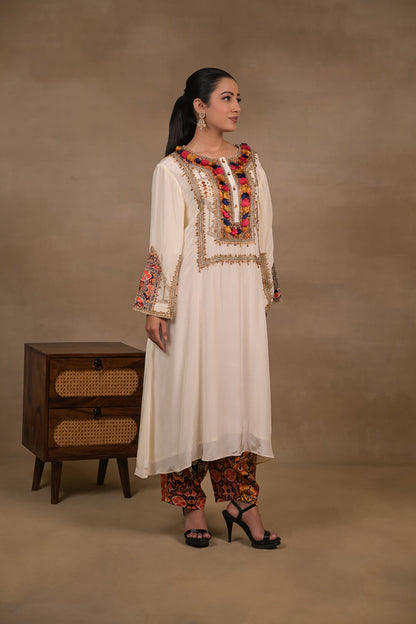 Ivory Tassel Charm Kurta Set