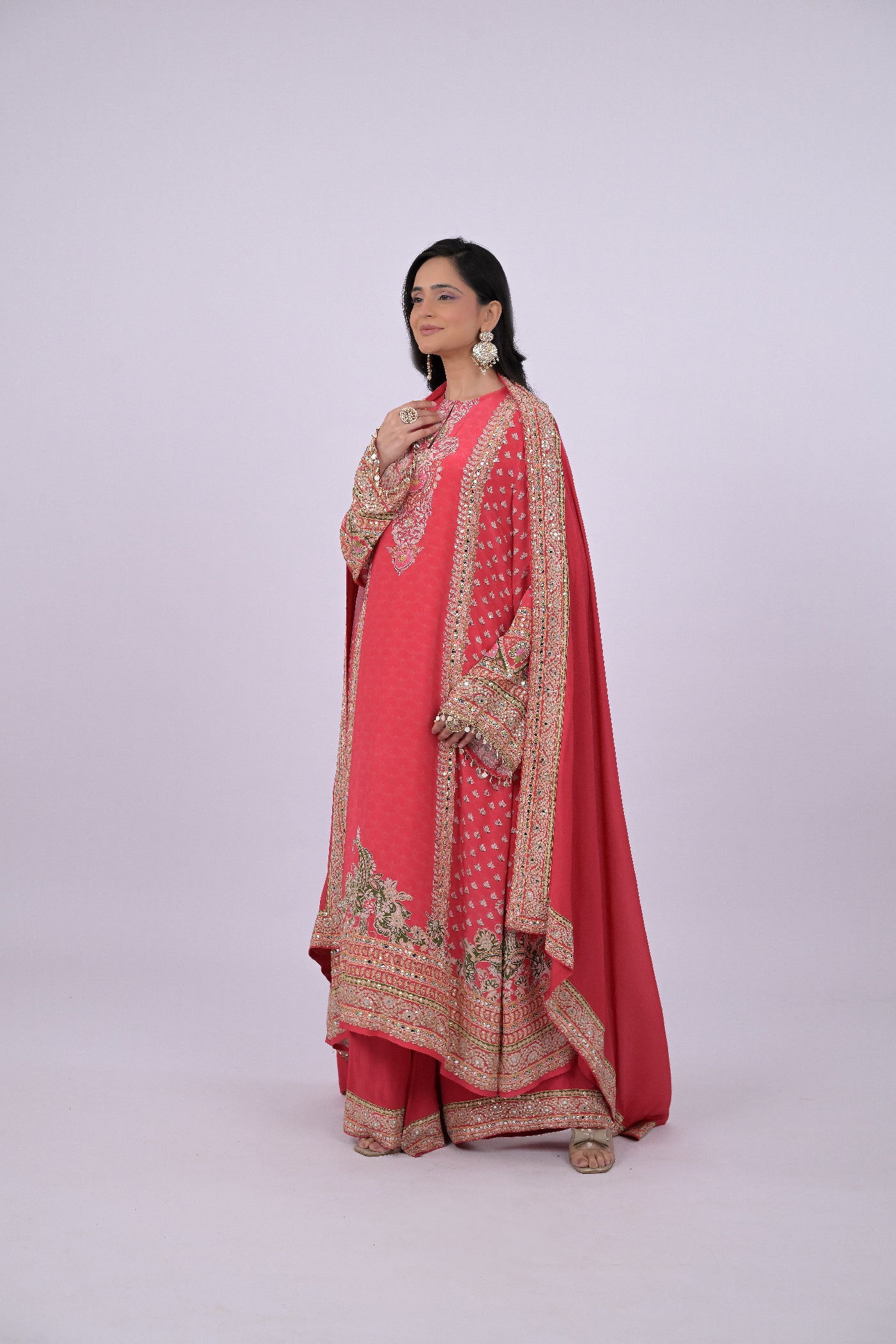 Aahana Suit Set
