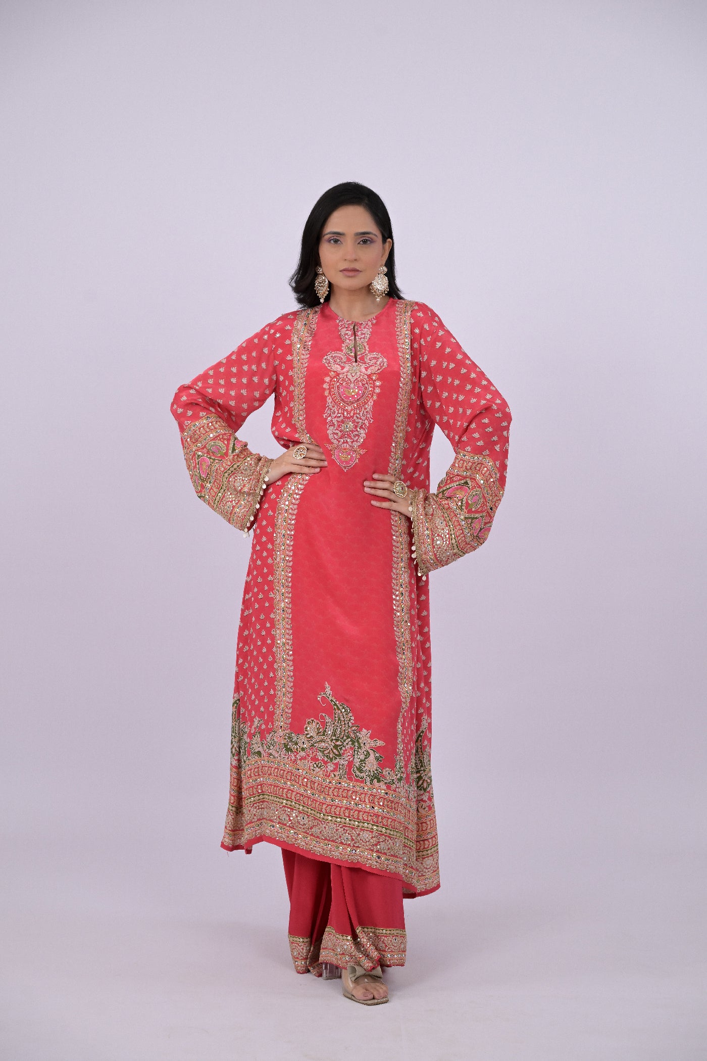 Aahana Suit Set