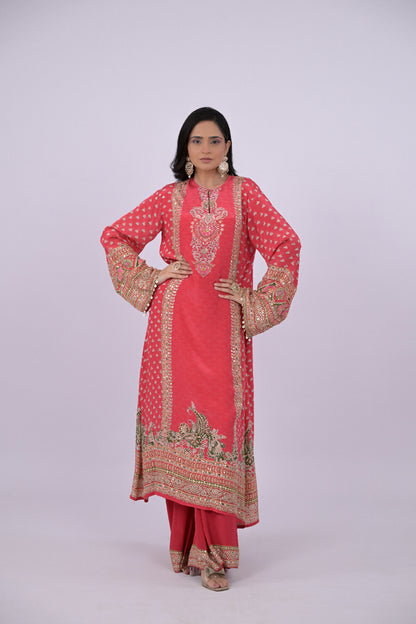 Aahana Suit Set