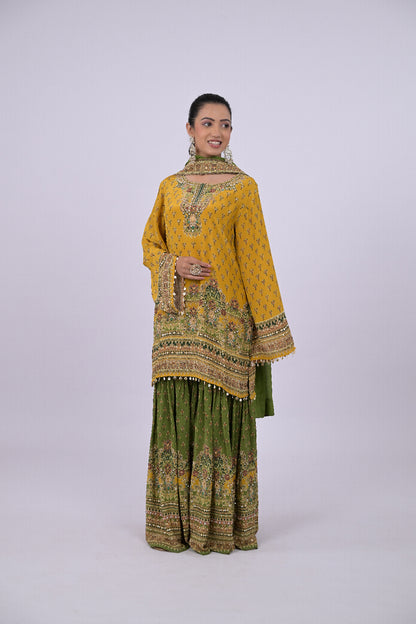 Amaira Sharar set