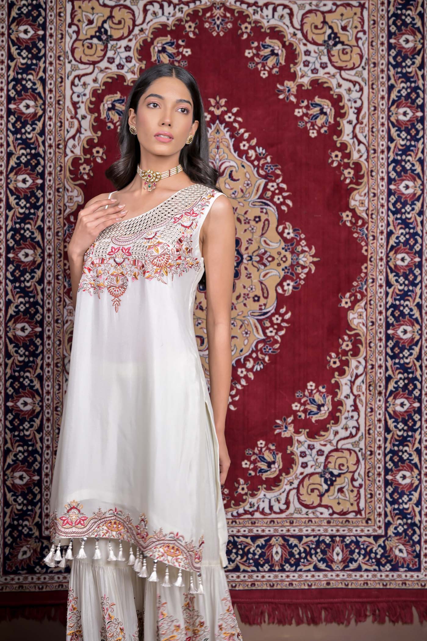 Serene Embellishment Kurta Plazo Set