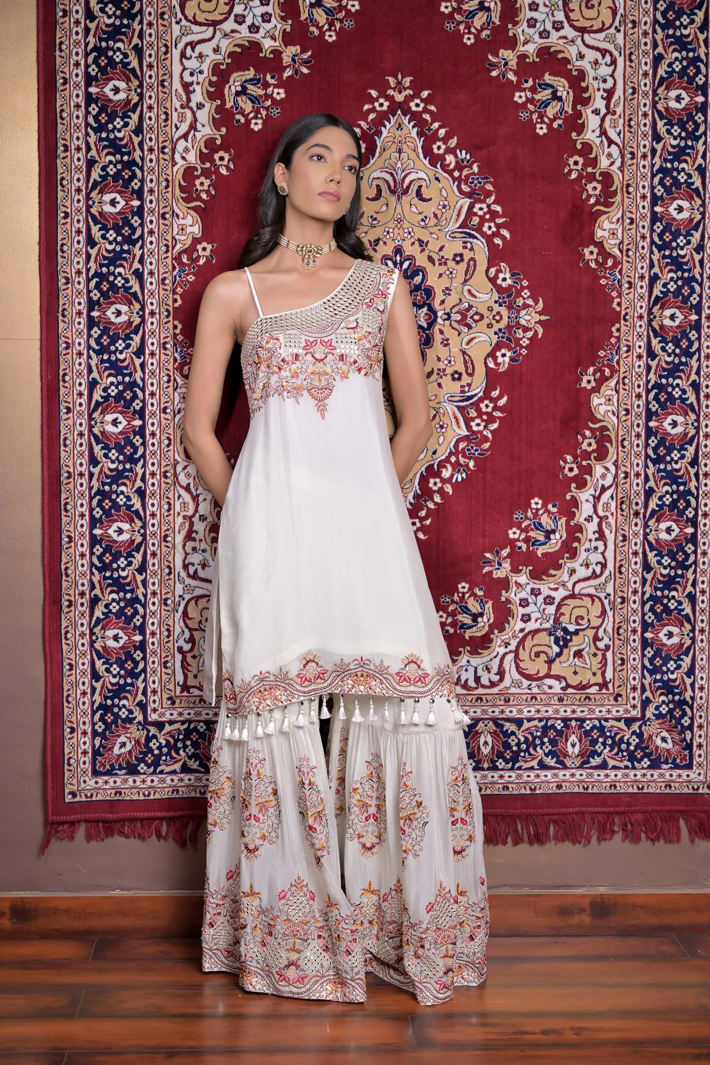 Serene Embellishment Kurta Plazo Set