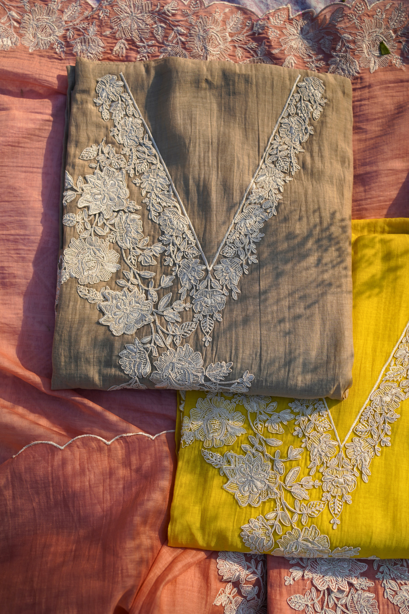 Nazzakat Mul Suit Set