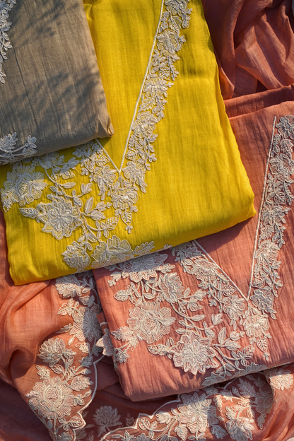 Nazzakat Mul Suit Set