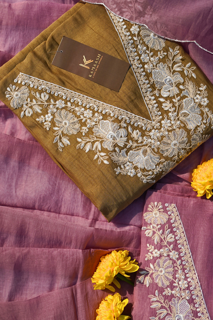 Gulnaaz Mul Suit Set