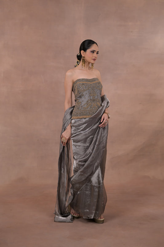 Nayra Crushed Tissue Saree
