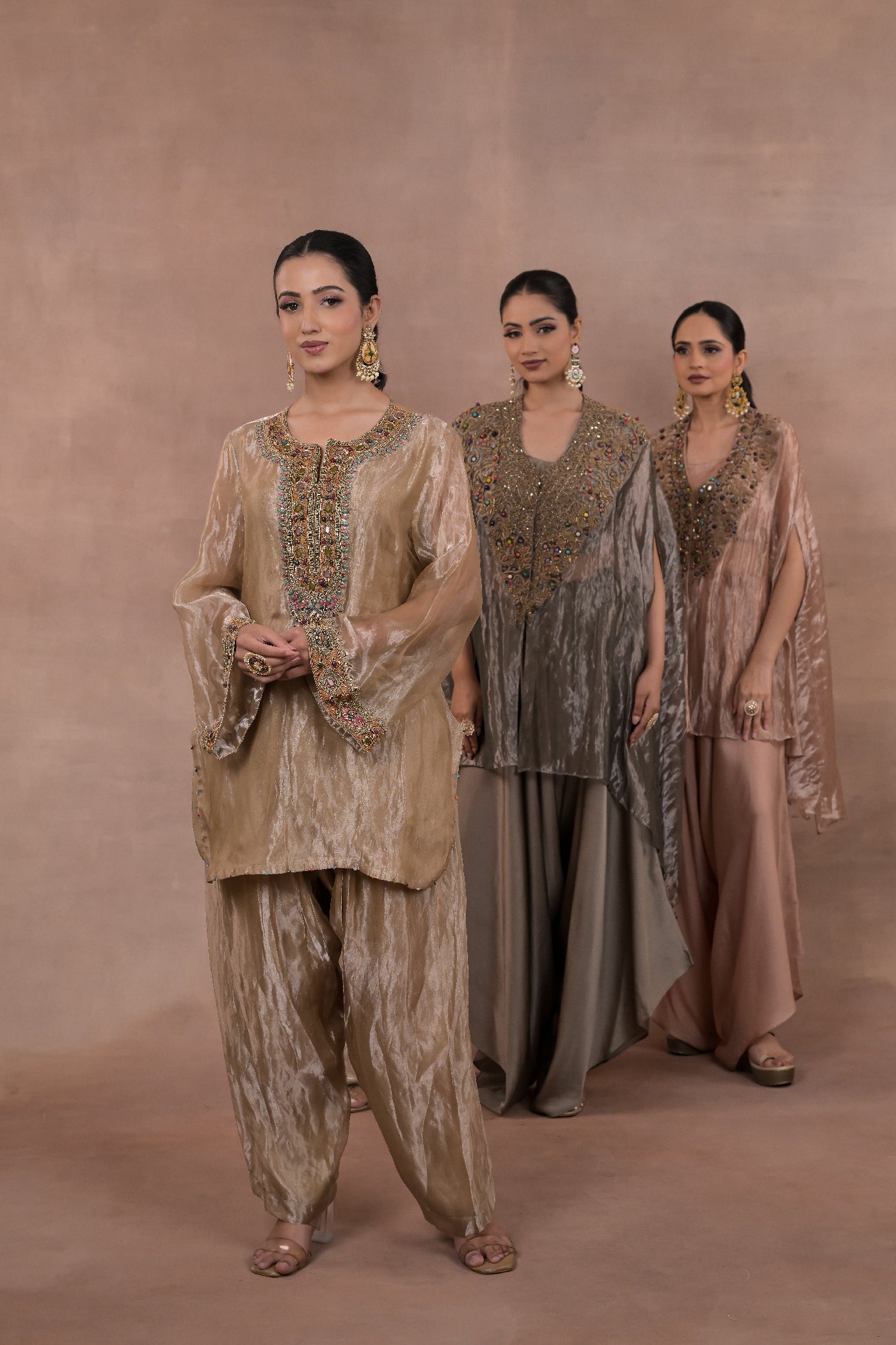 Mehr Tissue Indo western