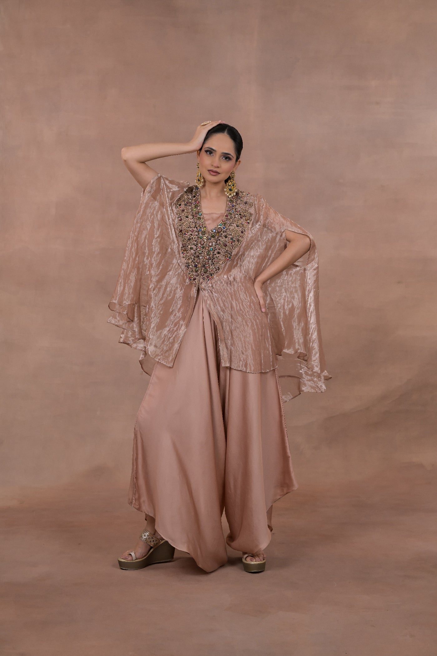 Mehr Tissue Indo western