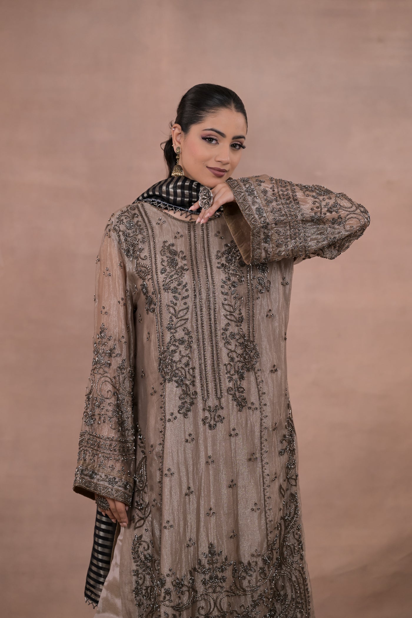 Zariya Grey Shimmer Tissue