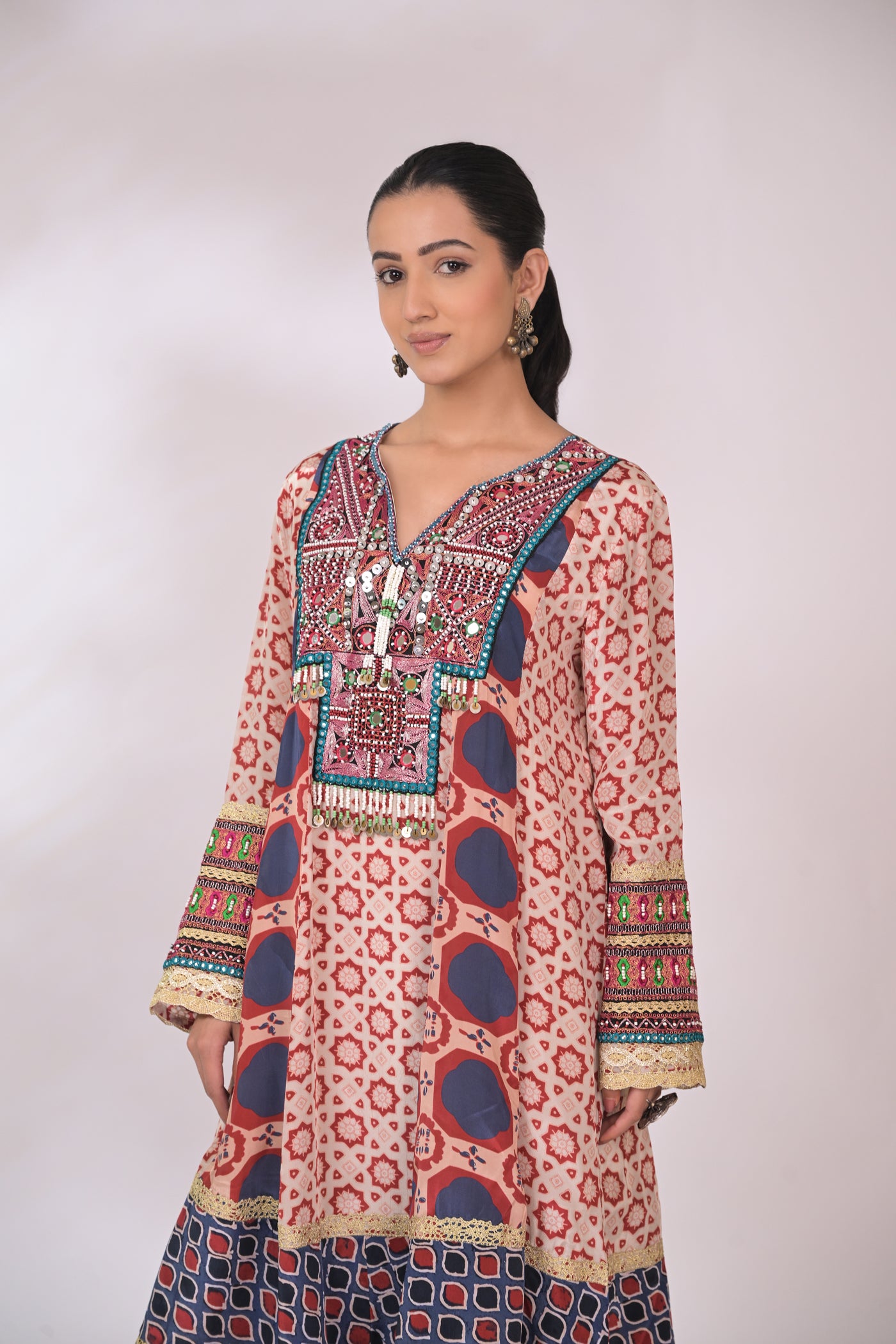 Rangrez Panelled Kurta Set