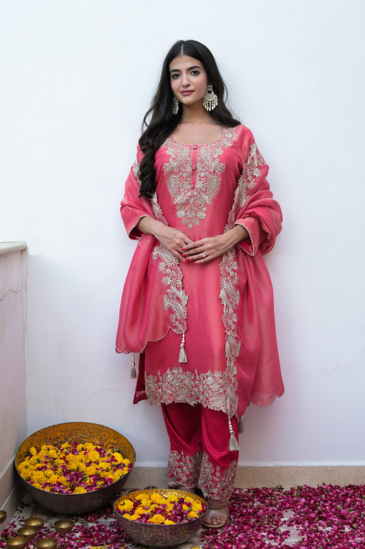 Jyoti khosla In Rose Pink Embroidered Kurta Set