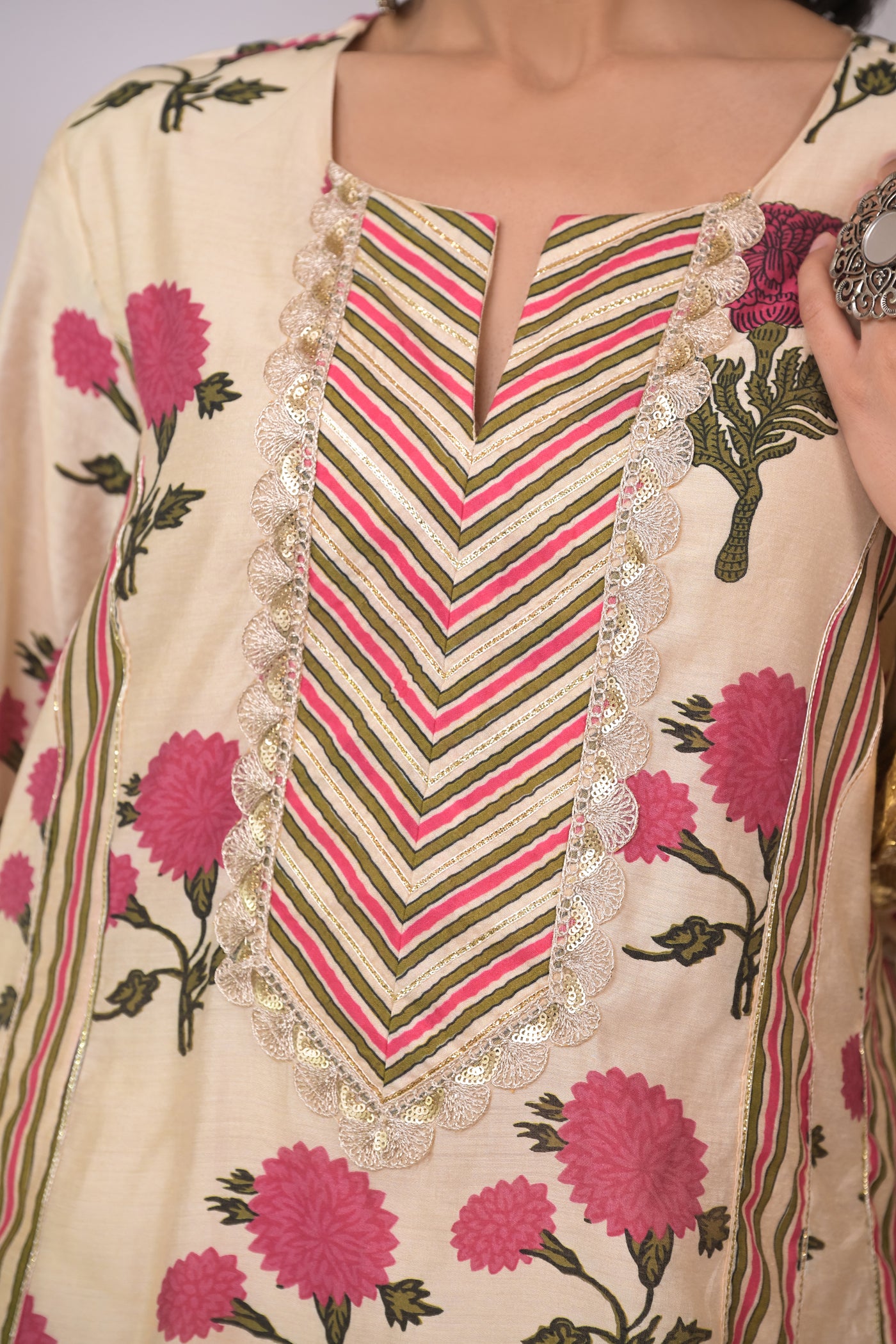 Cream & fuchsia Floral two-piece set
