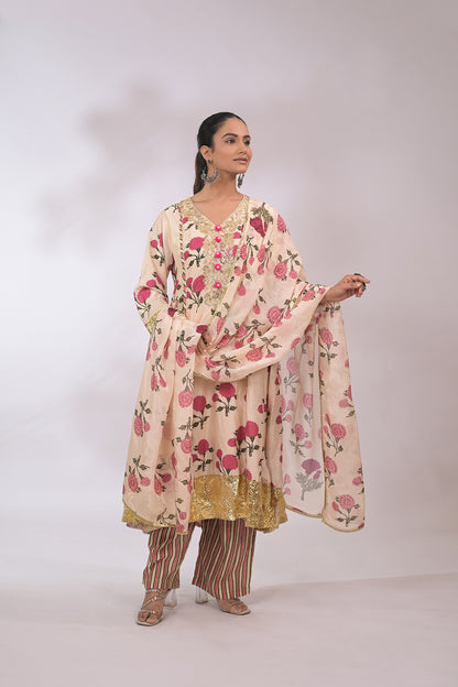 Gulbahar Ivory Kurta Set