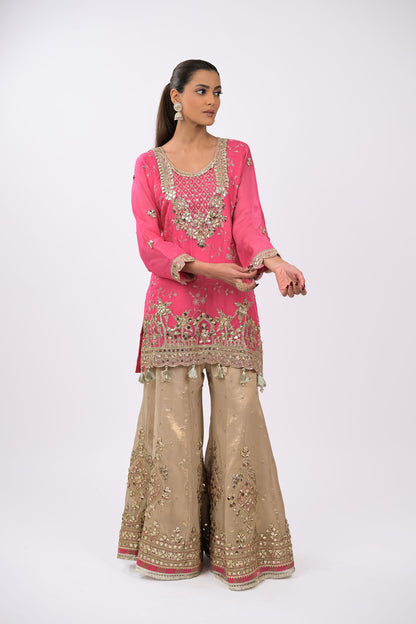 Zariya Embellished pink Kurta Set