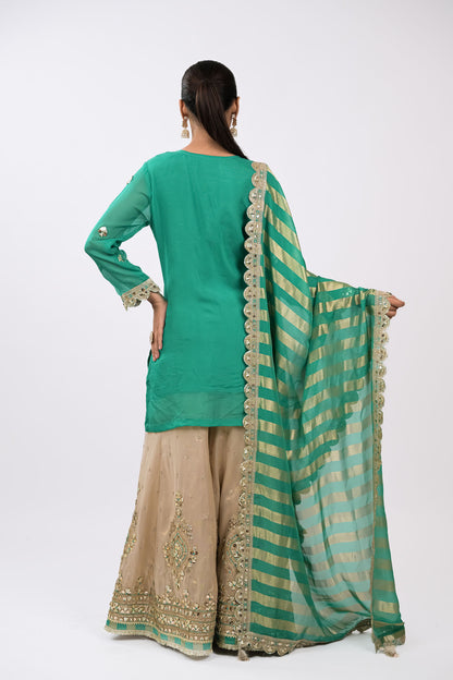 Zariya Embellished teal green Kurta Set