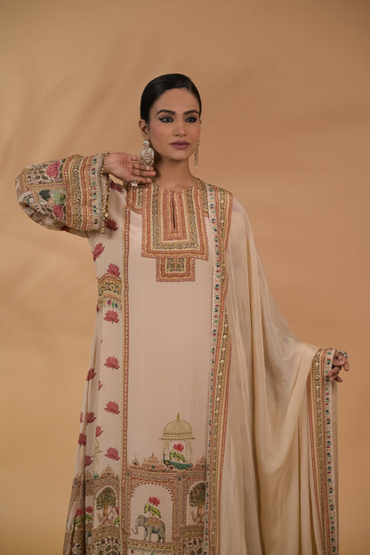 Noor Angoori Festive Kurta Set