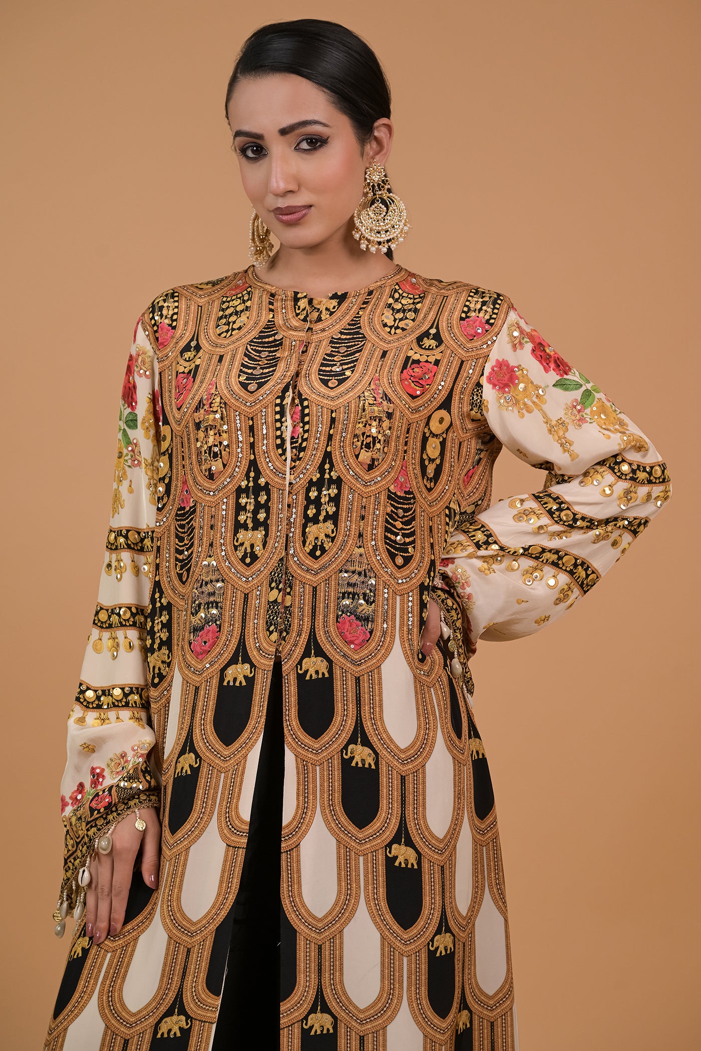 Mehr Angoori Panelled Kurta Set