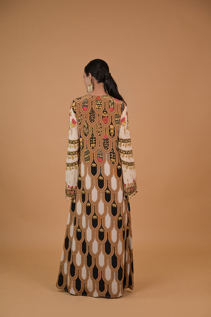 Mehr Angoori Panelled Kurta Set