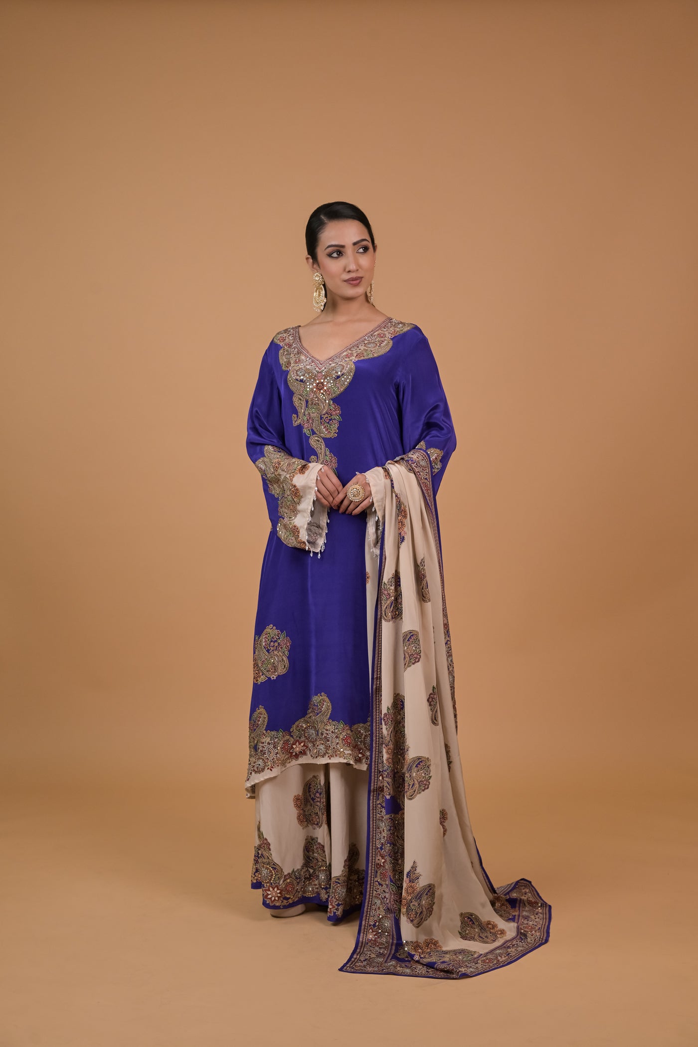 Zaria Sheesha Festive Kurta Set