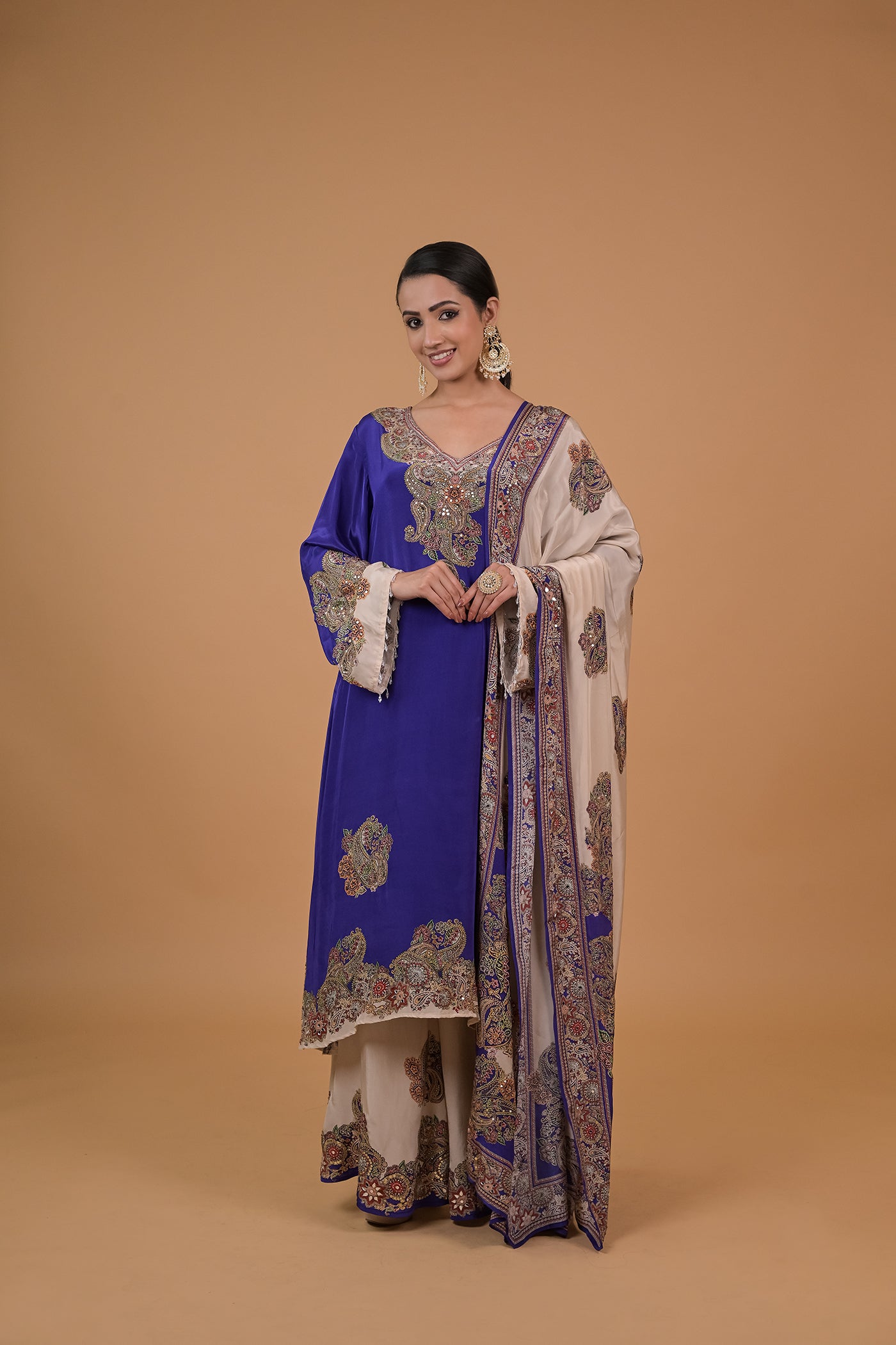 Zaria Sheesha Festive Kurta Set