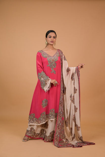 Zaria Sheesha Festive Kurta Set