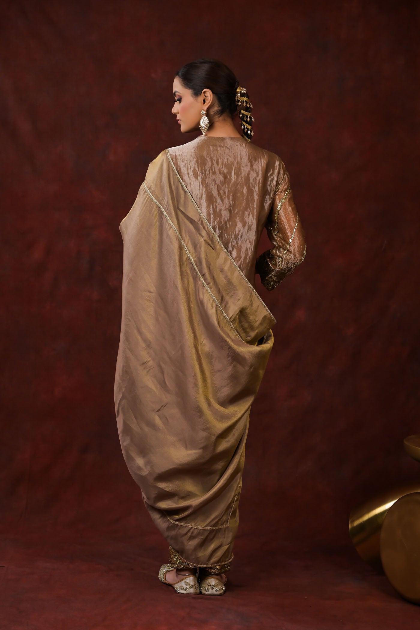 Ira Bronze Embroidered Kurta Set