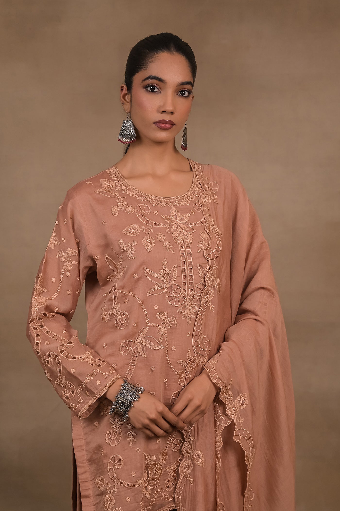 Dusty Rose Embroidered Mul Kurta Set