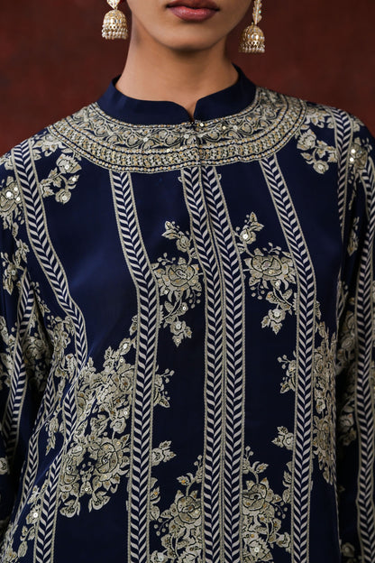 Noor-e-Zar Kurta Set