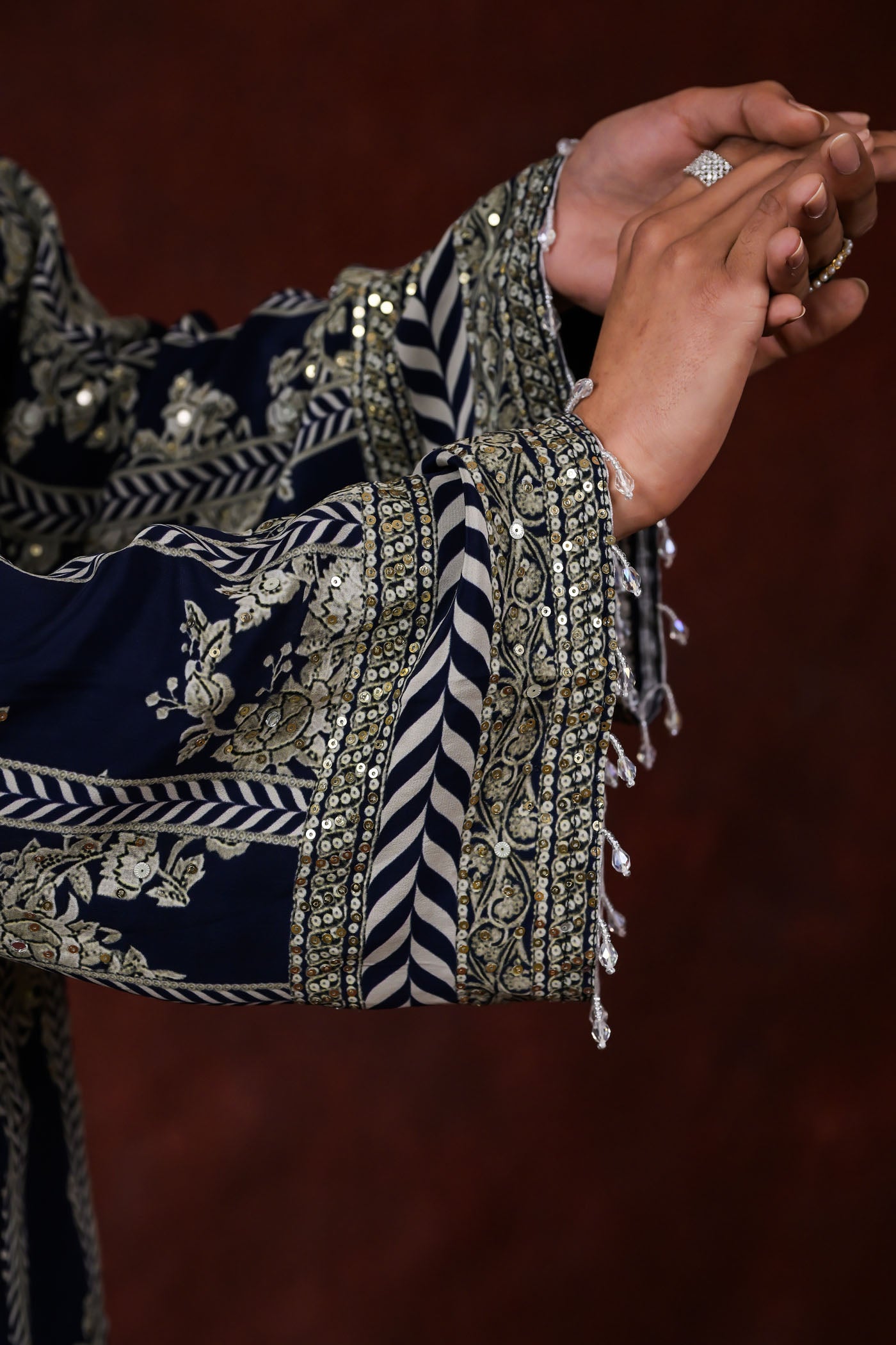 Noor-e-Zar Kurta Set