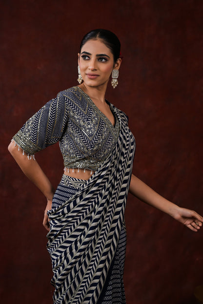 Noor-e-Zar Pre-Draped Saree