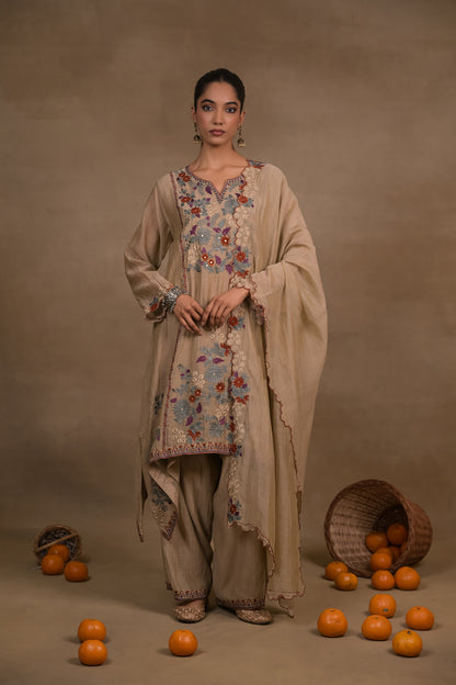 Noor Floral Mul Kurta Set
