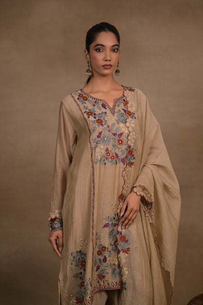 Noor Floral Mul Kurta Set