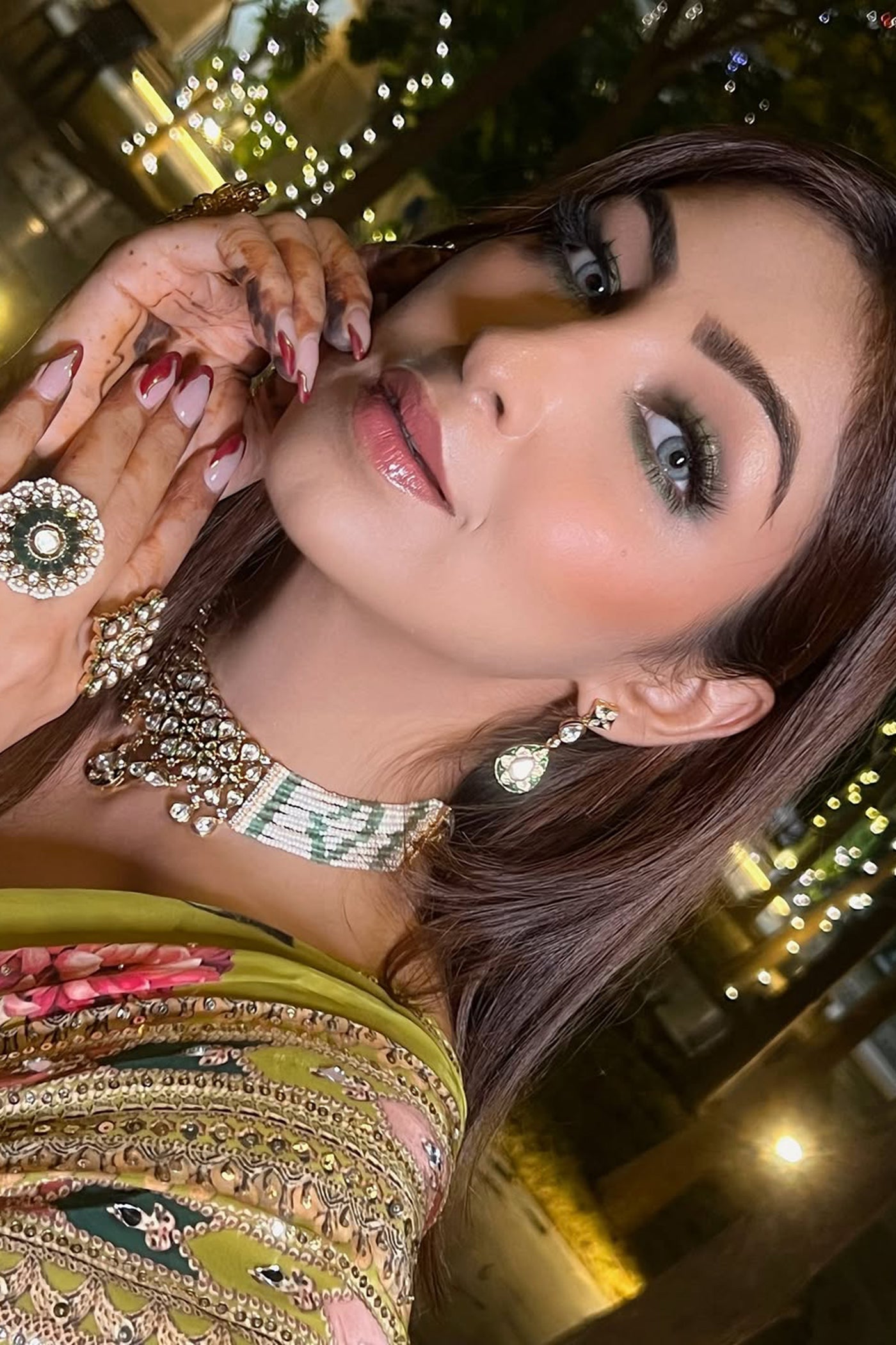 Anmol Bhaitya In Olive Bloom Designer Saree