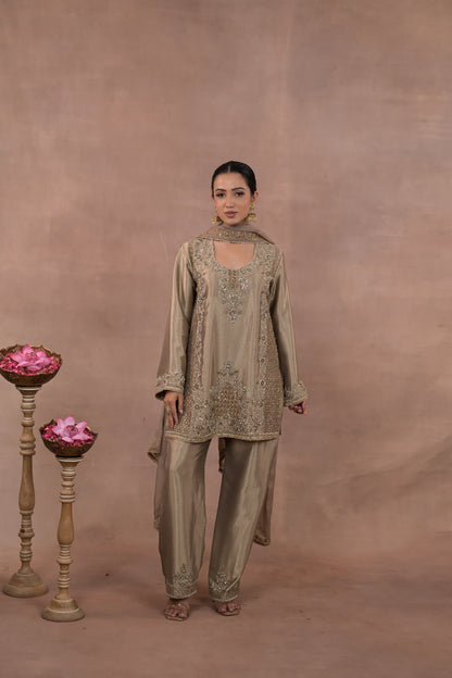 Nyra Tissue Suit