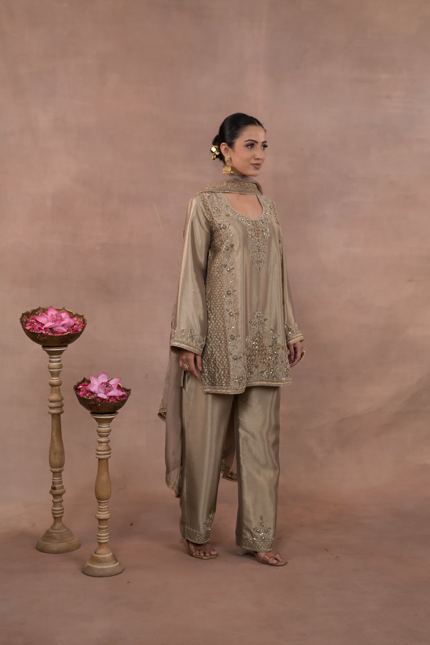 Nyra Tissue Suit