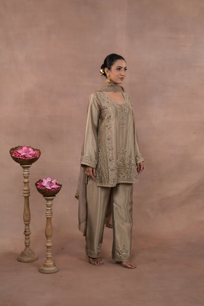 Nyra Tissue Suit