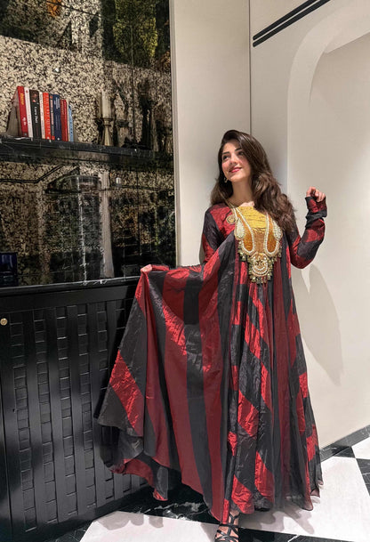 Mehreen pirzada In Black & Wine Handcrafted Panelled Anarkali