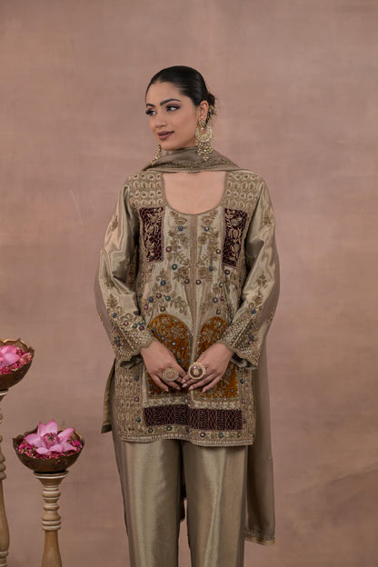 Mira Short Kurta Set