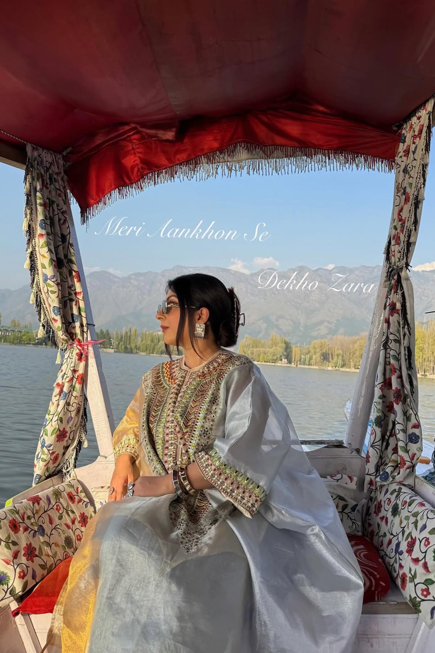 Aashkara  Bidani In Ivory Noor Embroidered Kaftan Set