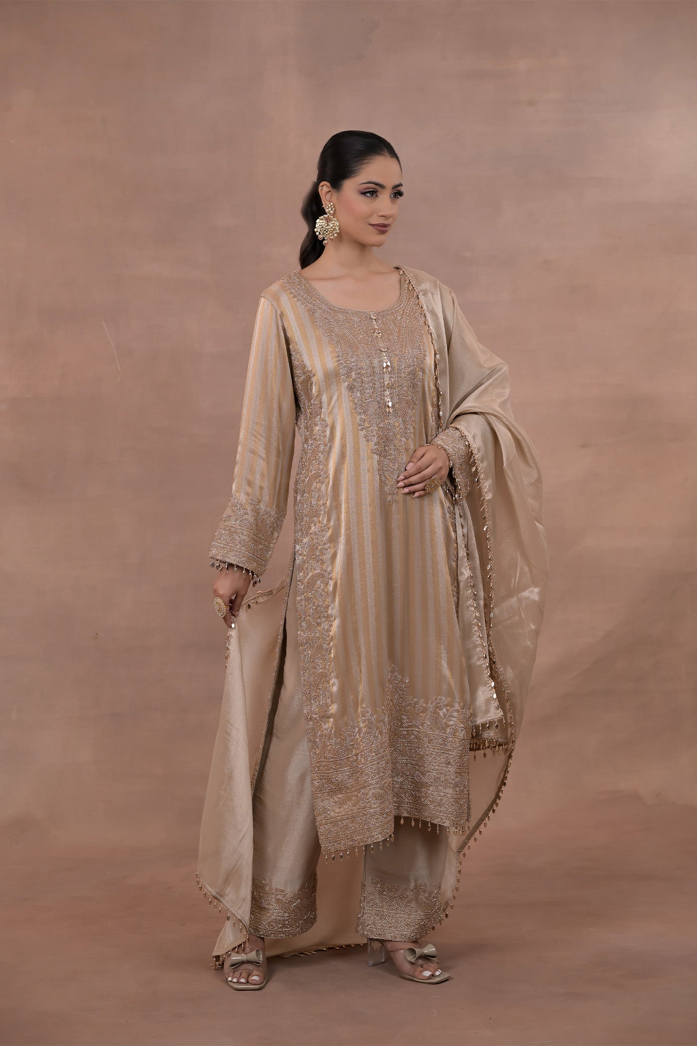 Eira Shimmer Suit Set
