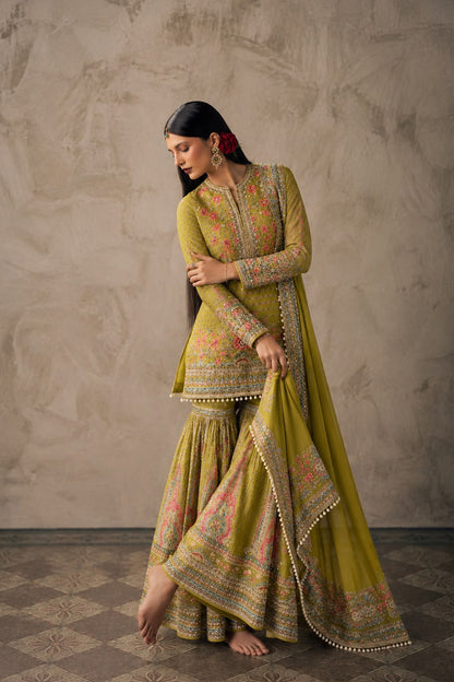 Mehreen Sharara Set