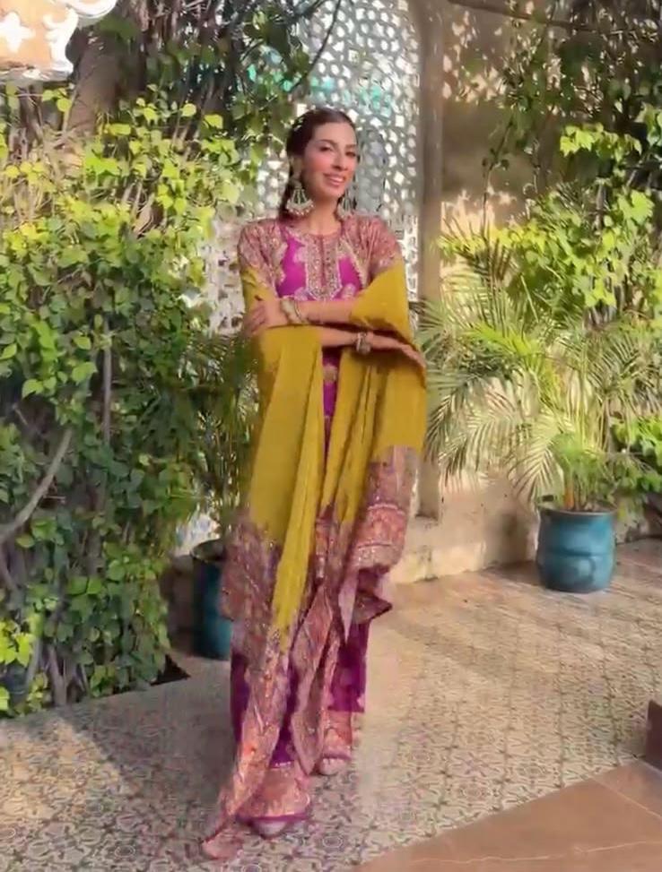 Nikki Mehra In Gulnaar Cape Set