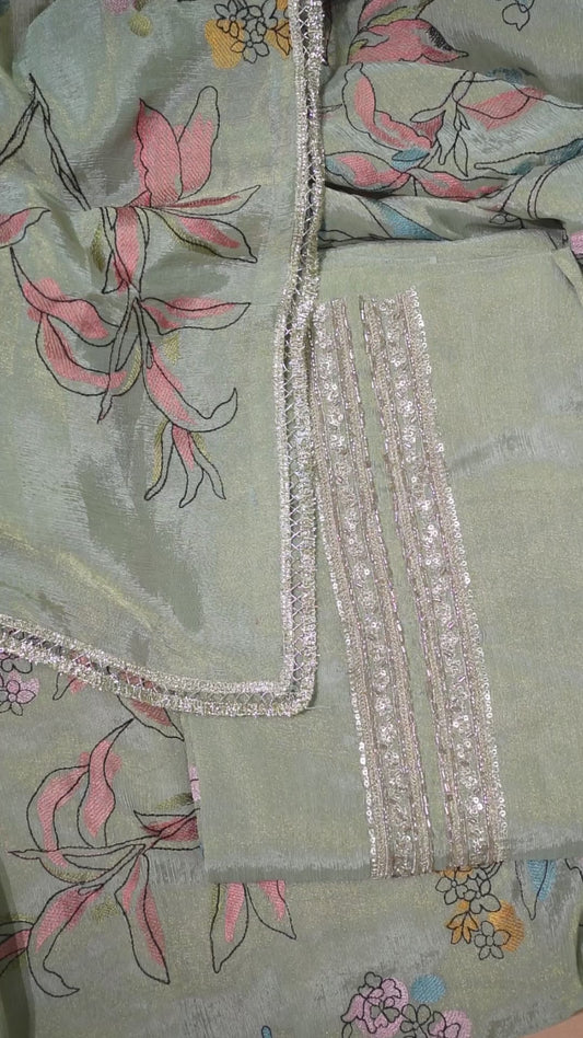 Soft green Blossom Chinon Tissue Set